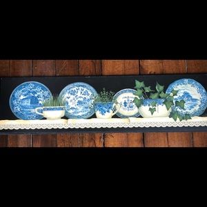 - L . Spivey “ Grandmas Favorite” wood wall handing